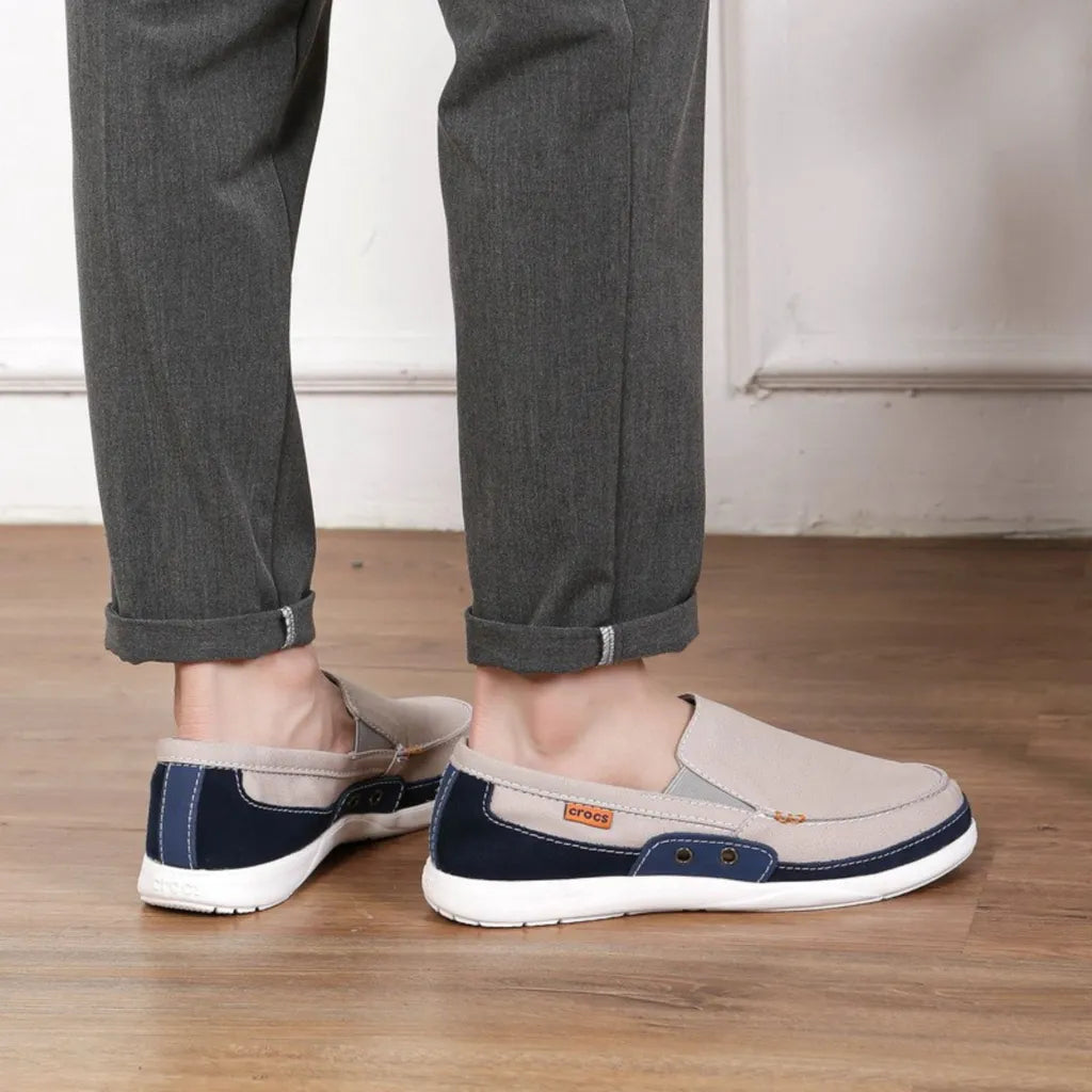 Crocs Walu Men Loafers - Beige / Navy