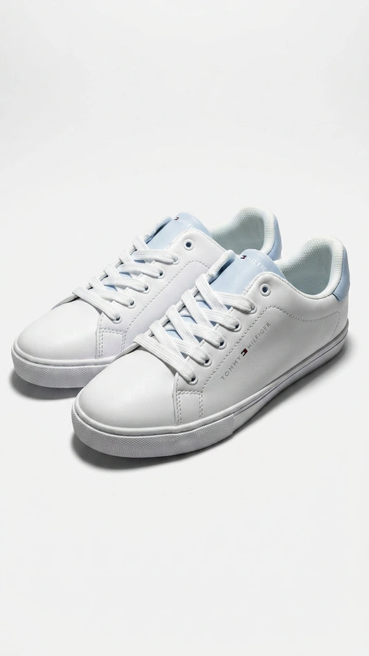 Tommy Hilfiger Women's Essential Low Top Sneakers - White/Light Blue