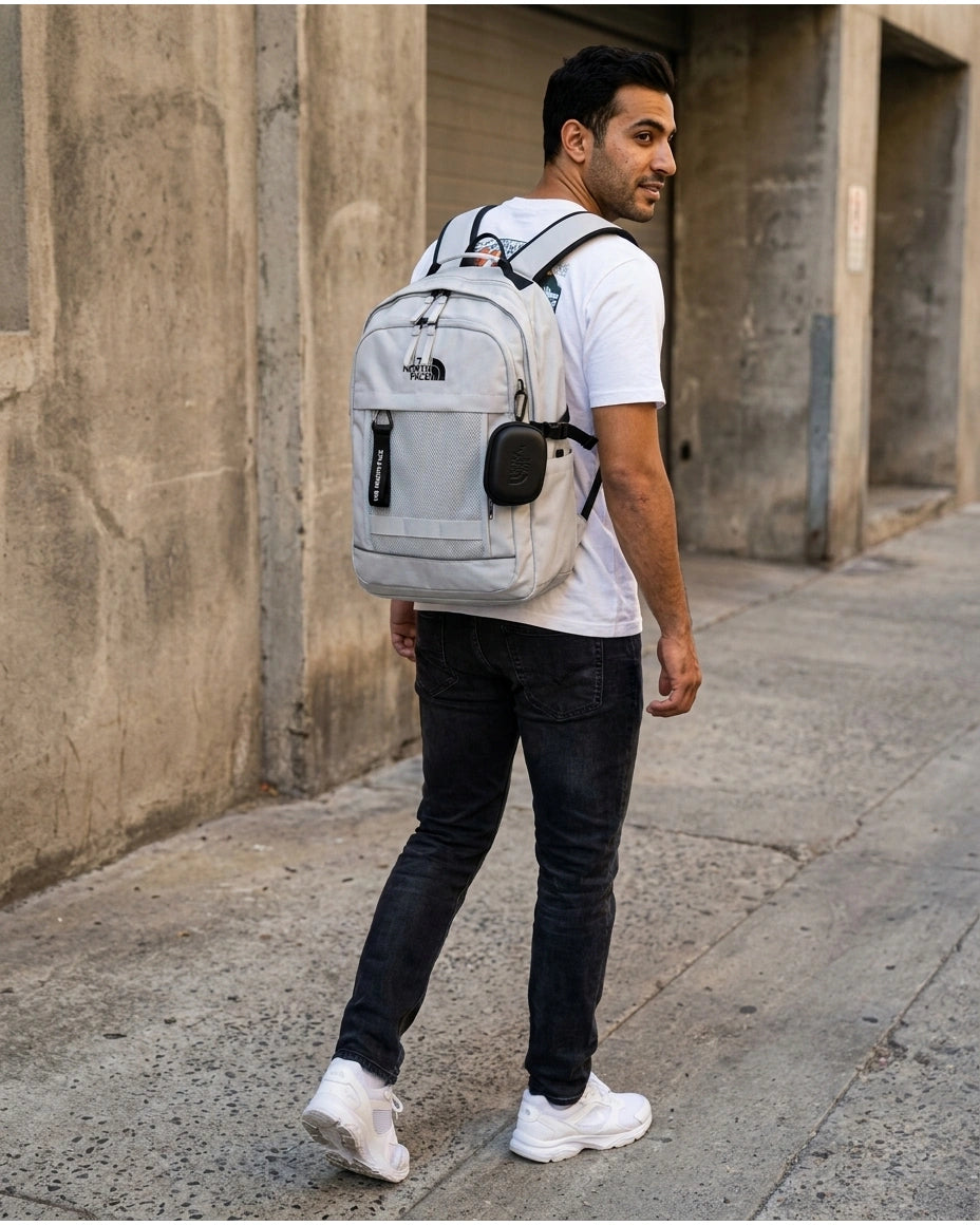 The North Face Essential Everyday Backpack - Light Grey