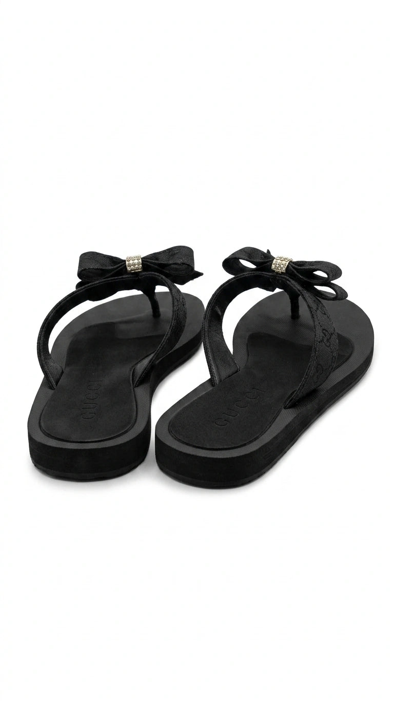 Guess Women's Bow Detail Flip Flops - Black/White