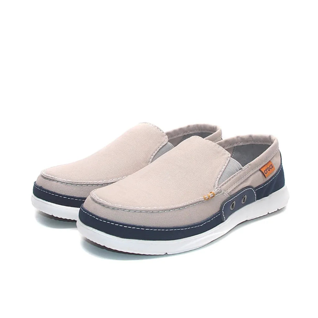 Crocs Walu Men Loafers - Beige / Navy