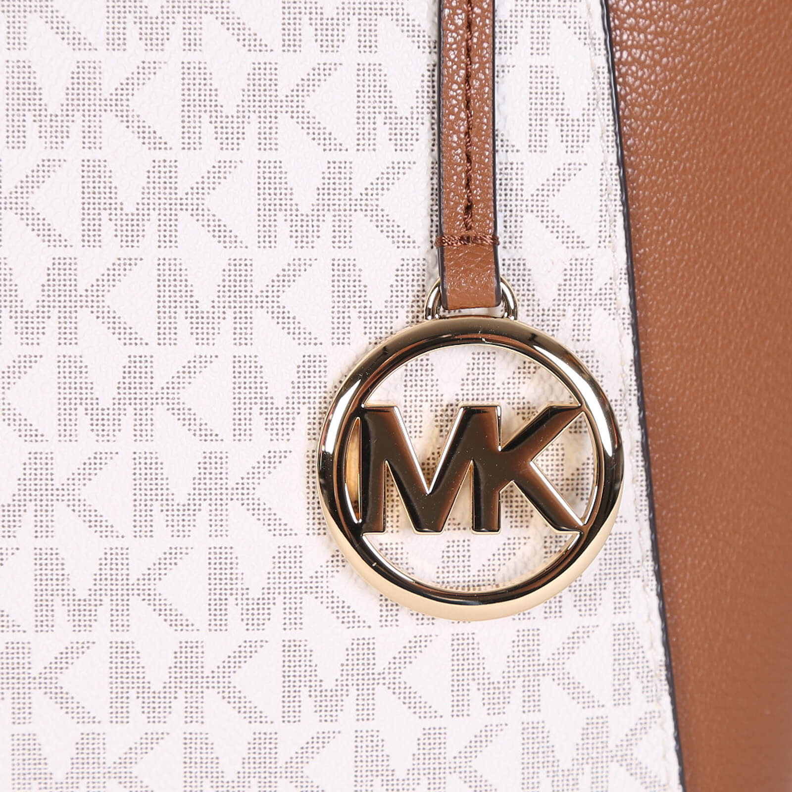 Michael Kors Charlotte Large MK Siganture Top-Zip Tote Vanilla/Brown