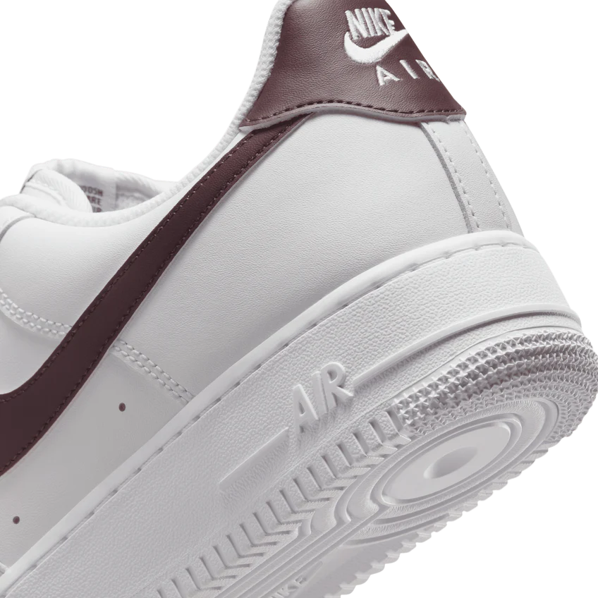 Nike Men's Air Force 1 '07 Shoes-WHT-BRW