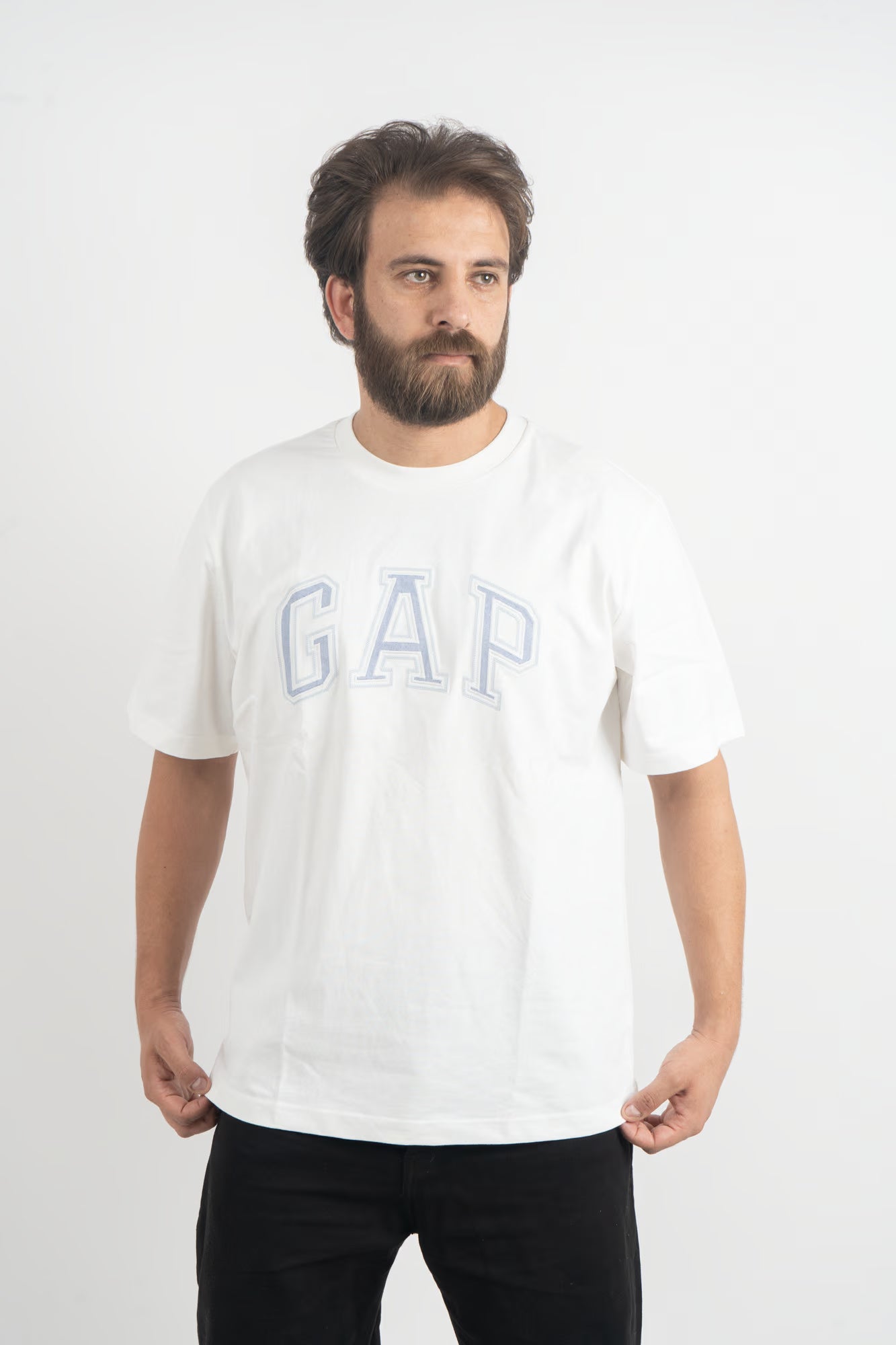 Men’s Classic White GAP Logo Crewneck Tee