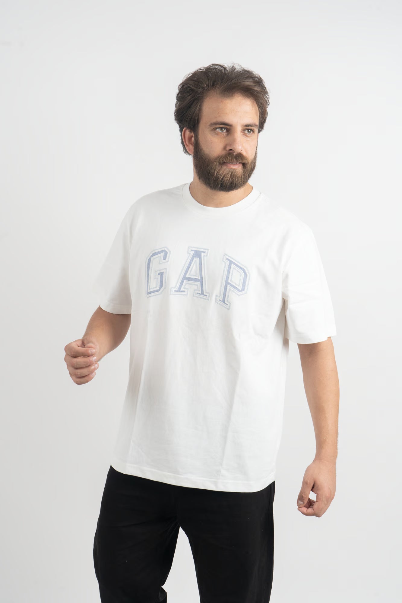Men’s Classic White GAP Logo Crewneck Tee