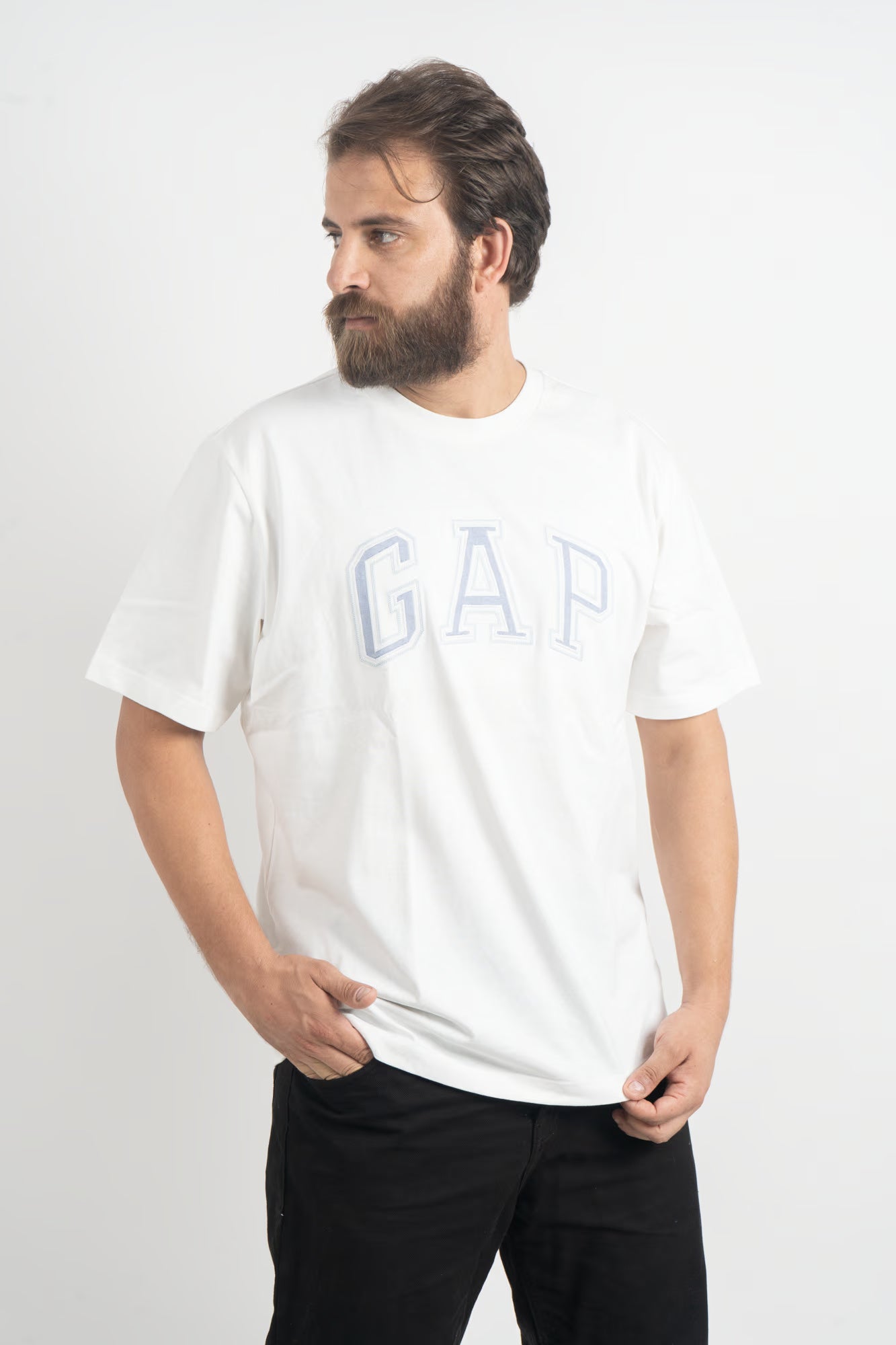Men’s Classic White GAP Logo Crewneck Tee