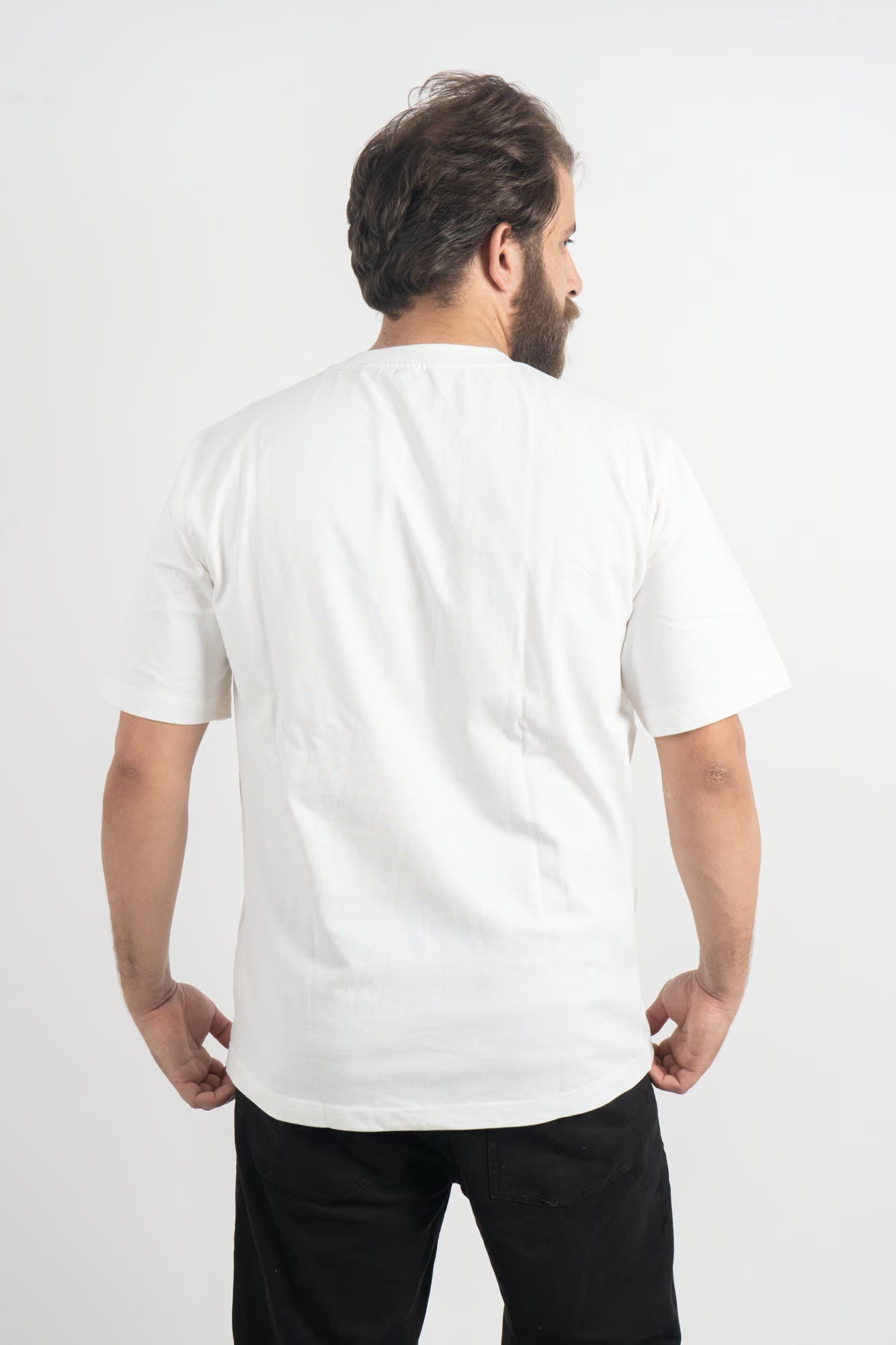 Men’s Classic White GAP Logo Crewneck Tee