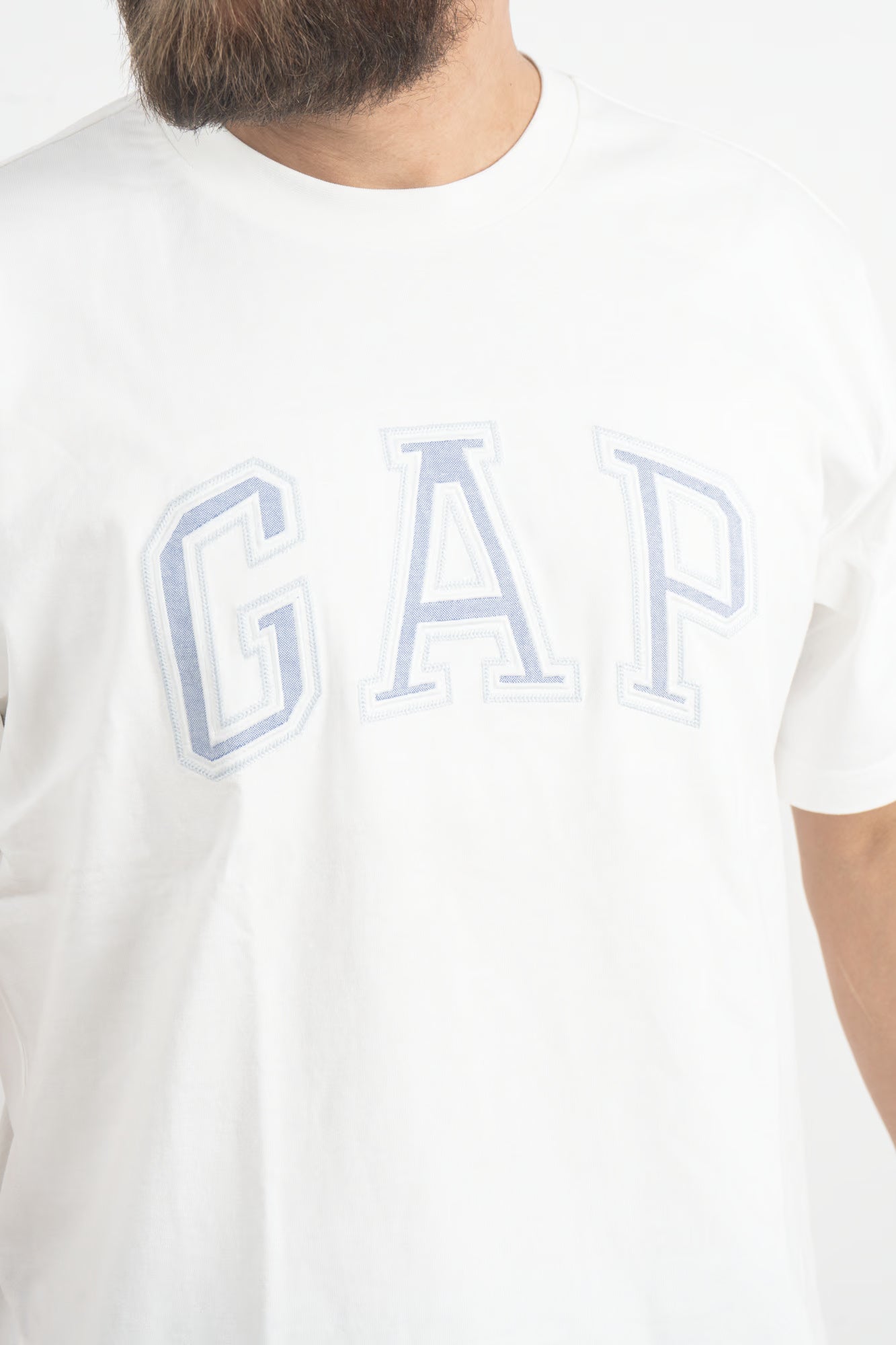 Men’s Classic White GAP Logo Crewneck Tee