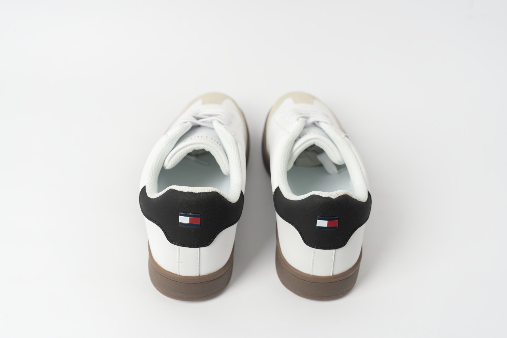 Tommy Hilfiger Lerge Sneakers Men - WHT
