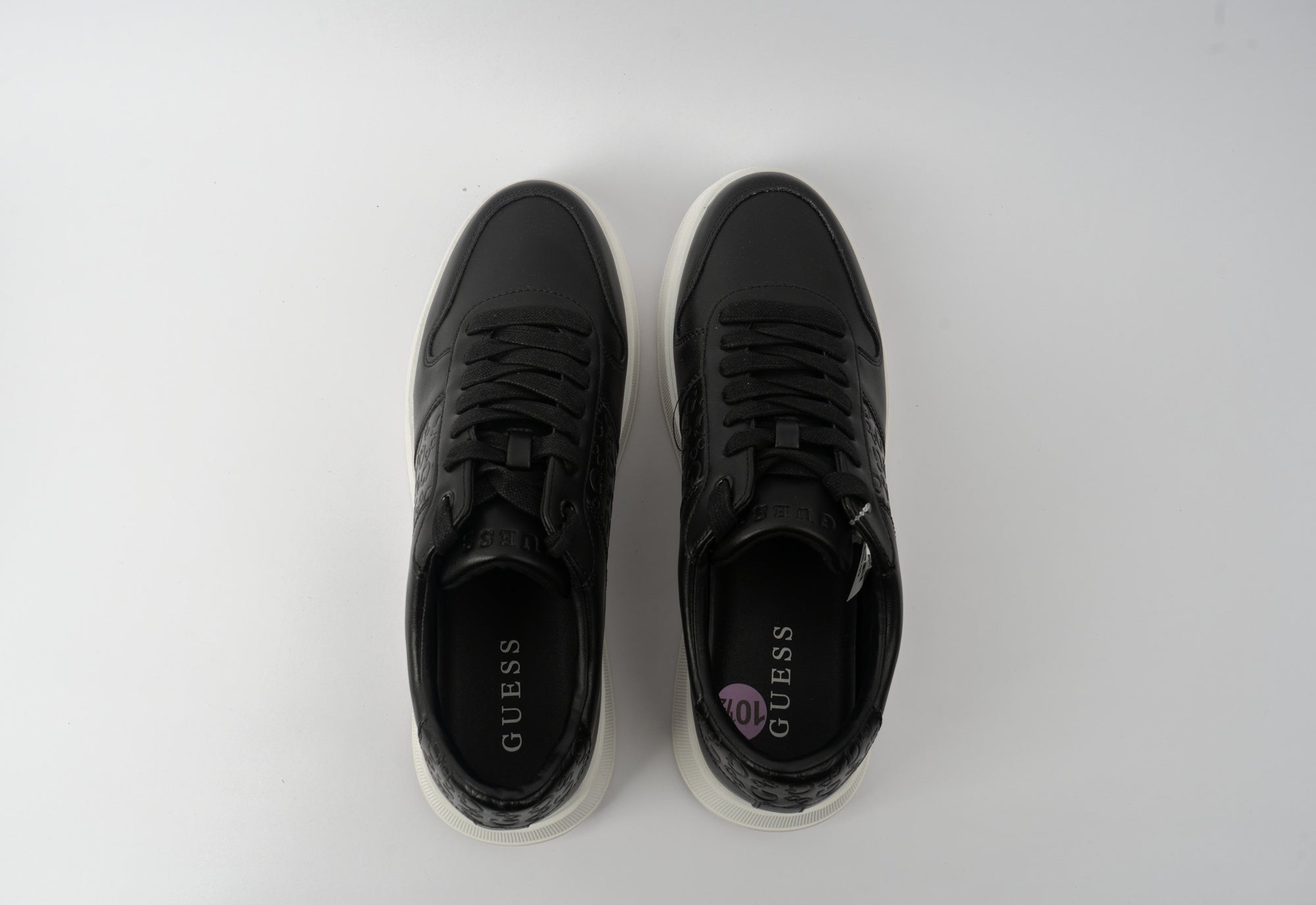 GUESS Men's WALEEK-R Sneaker