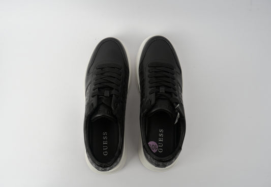 GUESS Men's WALEEK-R Sneaker