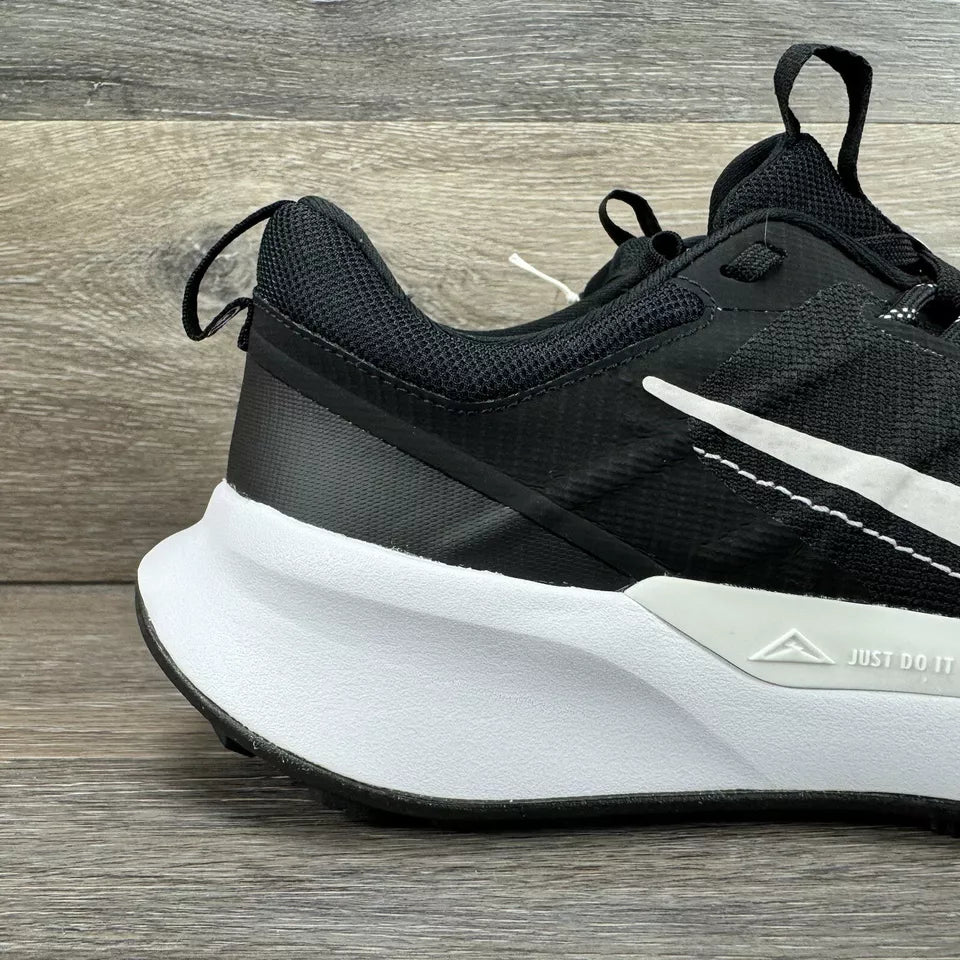 Nike JUNIPER TRAIL 2 NN -BLACK/WHITE