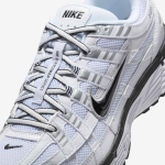 ⁦Nike P-6000 Men's Shoes (CD6404-107, White/Metallic Silver/Black/Black)⁩ - الصورة ⁦4⁩