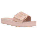 ⁦Guess Women's Parties Flat Sandal-PNK⁩ - الصورة ⁦2⁩