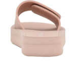 ⁦Guess Women's Parties Flat Sandal-PNK⁩ - الصورة ⁦3⁩