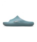 Crocs Mellow Recovery Slide -Pond - Image 2
