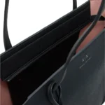 ⁦Armani Exchange Shoppers Top Handle Tote Bag - Black⁩ - الصورة ⁦4⁩