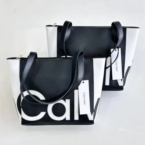 Calvin Klein Women's SIGNATURE TOTE CB94